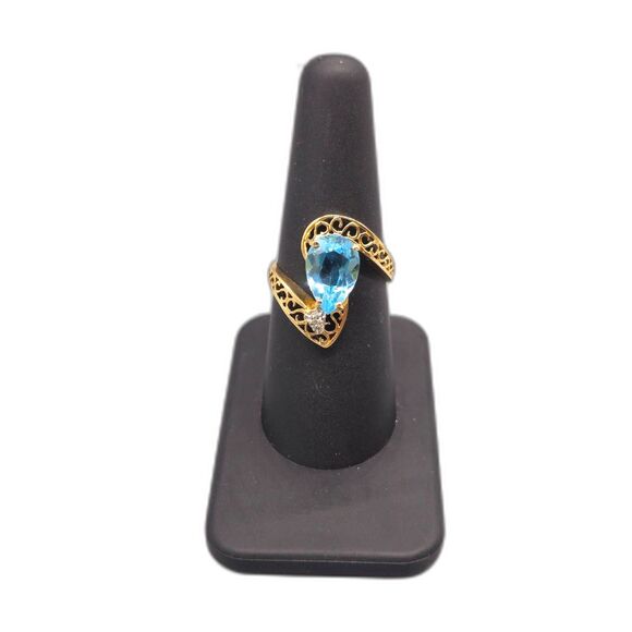 Jewelry - 14KT YELLOW GOLD 3.30G DIAMOND & BLUE STONE RING SIZE 8 (140399-15)